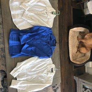 Lot of button downs. Business casual